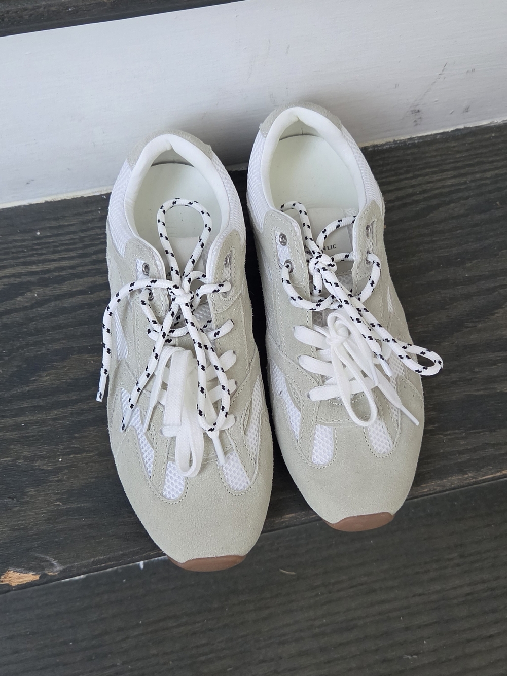 Women’s Lightweight Suede Mesh Sneakers — Cream/White